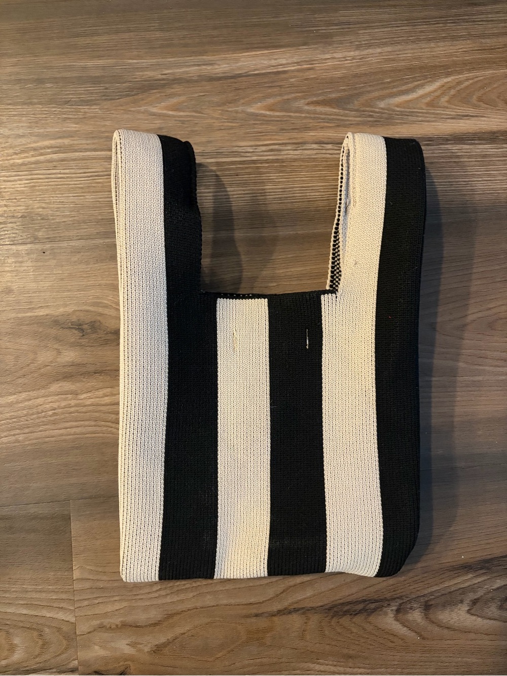 H&M Black and White Striped Knit Tote Bag - Picture 2 of 3
